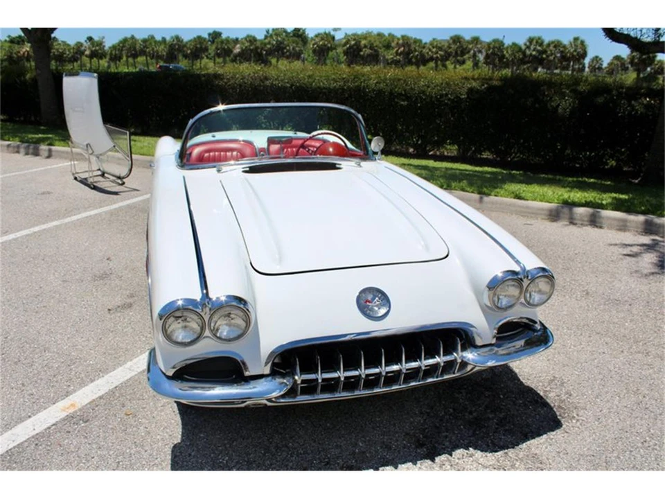 1960 Chevrolet Corvette C1 - Image 18 of 31