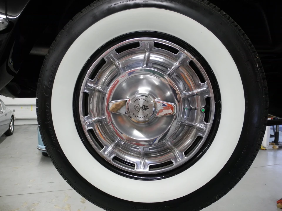 1960 Chevrolet Corvette C1 - Image 30 of 31