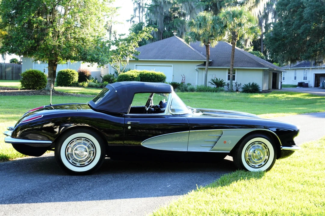 1960 Chevrolet Corvette C1 - Image 8 of 31