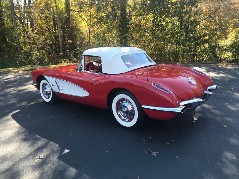 1960 Chevrolet Corvette C1 - Image 11 of 31