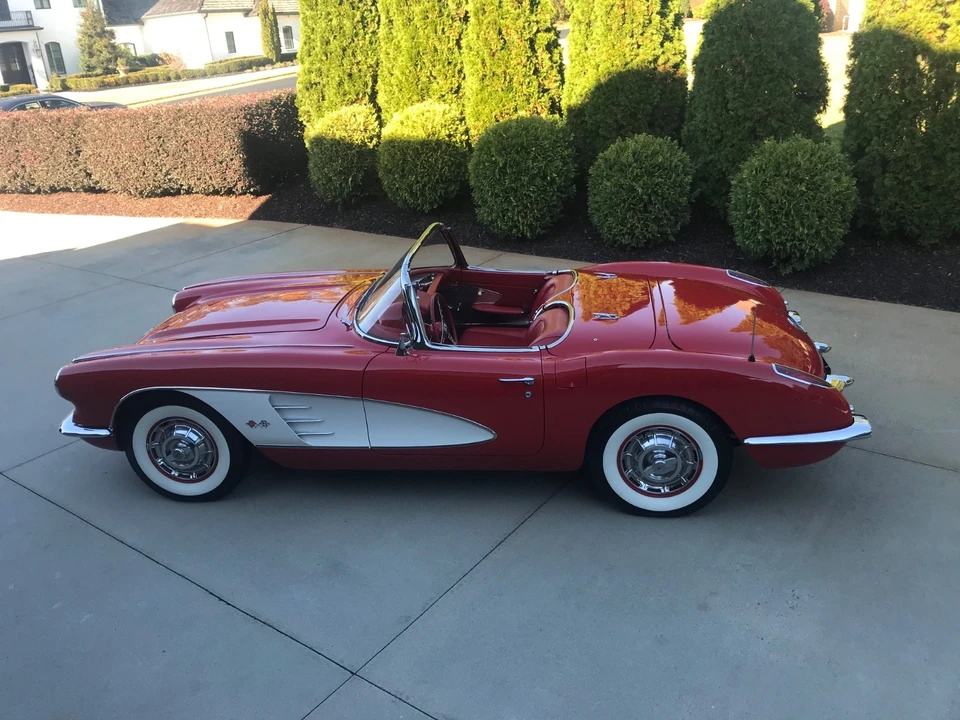 1960 Chevrolet Corvette C1 - Image 6 of 31