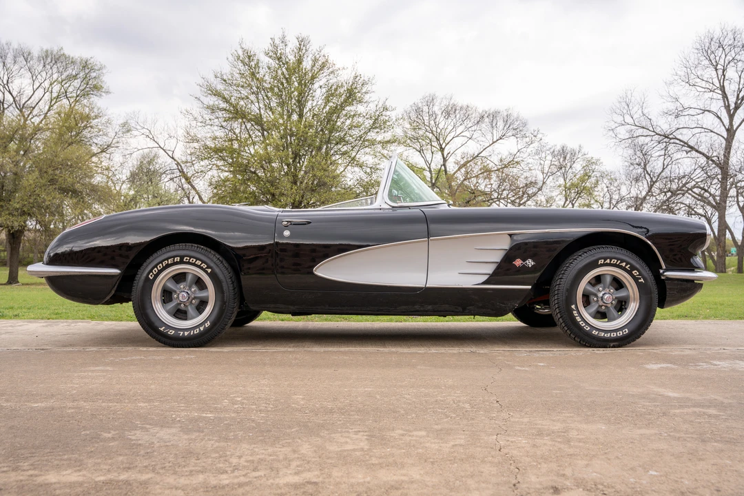 1960 Chevrolet Corvette C1 - Image 12 of 31