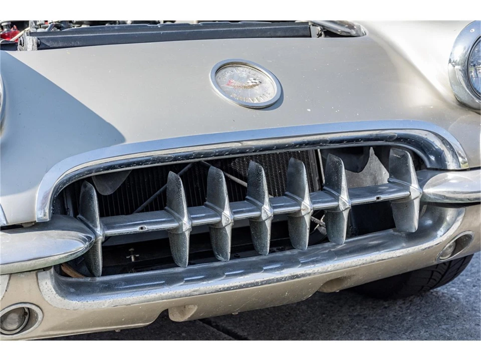 1960 Chevrolet Corvette C1 - Image 13 of 31