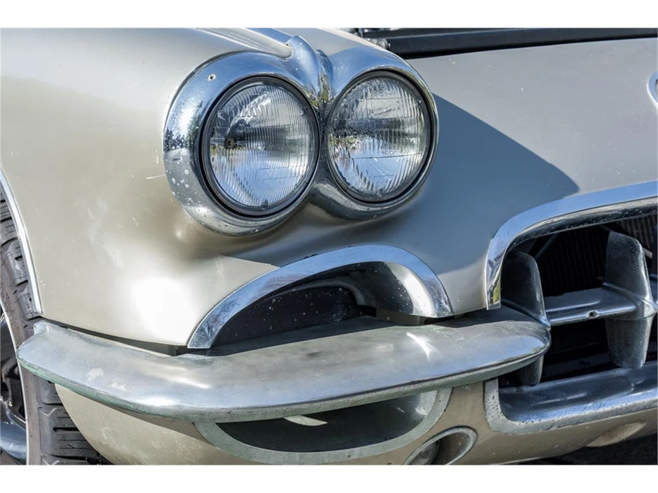 1960 Chevrolet Corvette C1 - Image 22 of 31