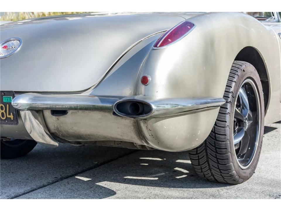 1960 Chevrolet Corvette C1 - Image 11 of 31