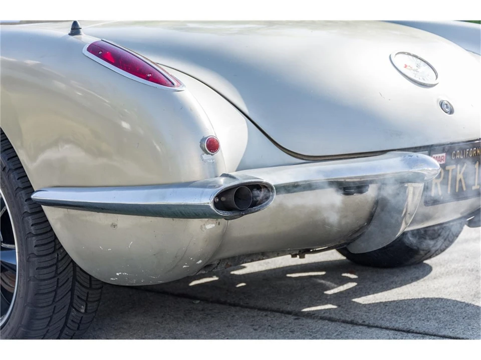 1960 Chevrolet Corvette C1 - Image 12 of 31