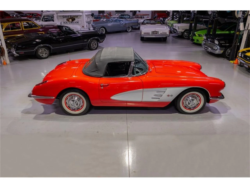 1960 Chevrolet Corvette C1 - Image 18 of 31