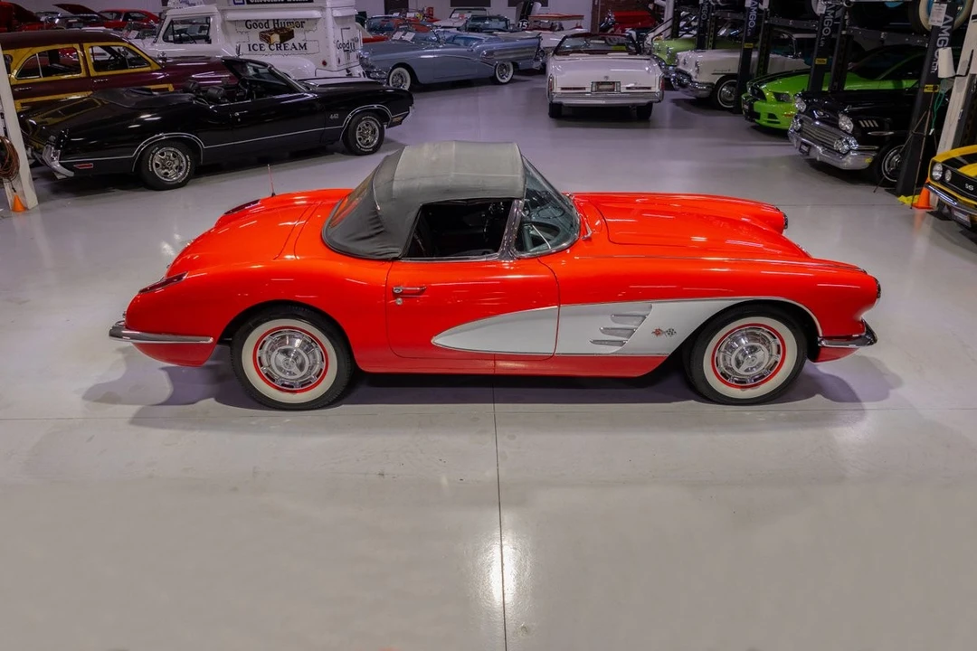1960 Chevrolet Corvette C1 - Image 18 of 31