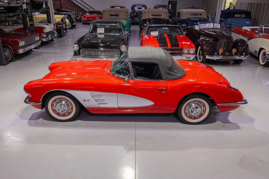 1960 Chevrolet Corvette C1 - Image 22 of 31