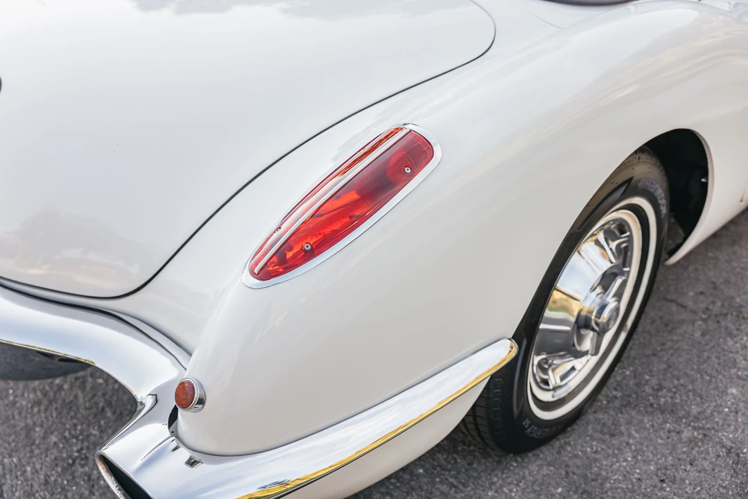 1960 Chevrolet Corvette C1 - Image 23 of 31