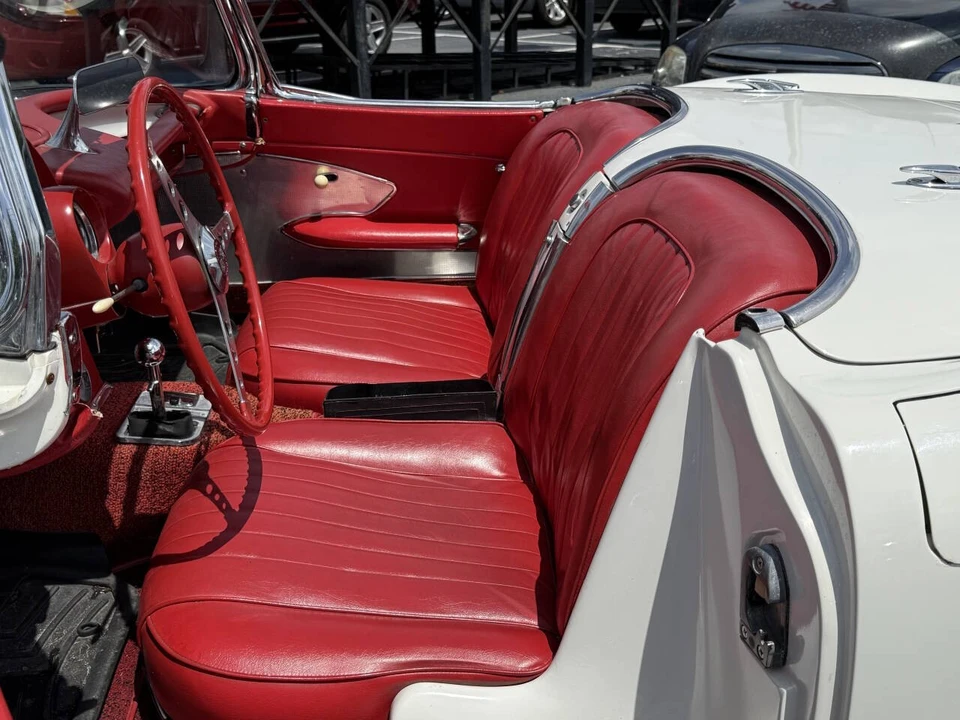 1960 Chevrolet Corvette C1 - Image 9 of 20
