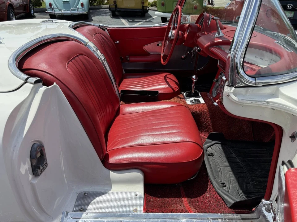 1960 Chevrolet Corvette C1 - Image 15 of 20