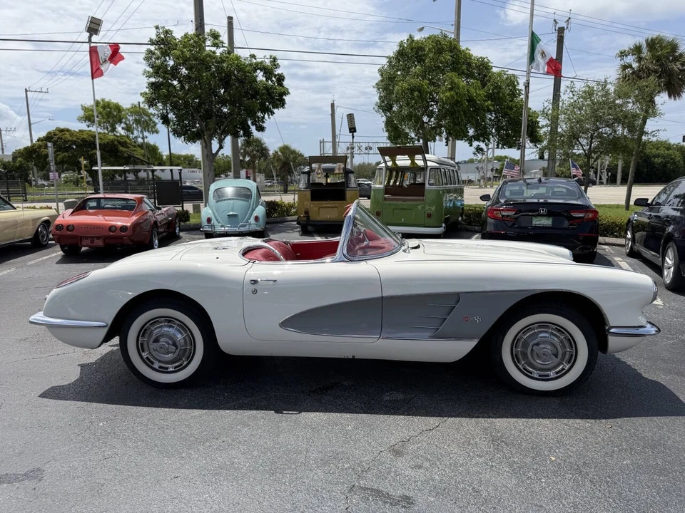 1960 Chevrolet Corvette C1 - Image 6 of 20
