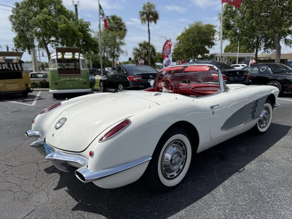 1960 Chevrolet Corvette C1 - Image 5 of 20