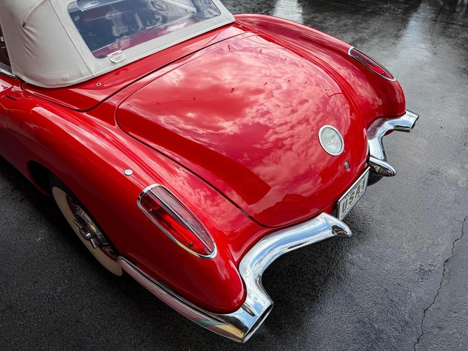 1960 Chevrolet Corvette C1 - Image 13 of 31