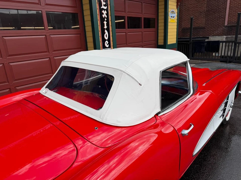 1960 Chevrolet Corvette C1 - Image 16 of 31