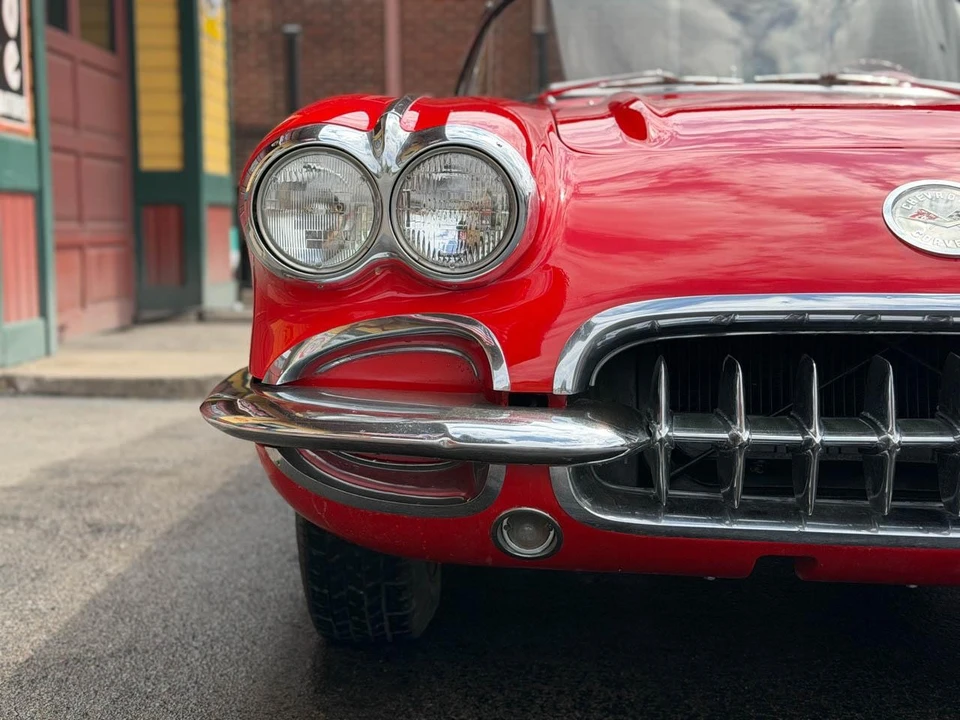 1960 Chevrolet Corvette C1 - Image 28 of 31