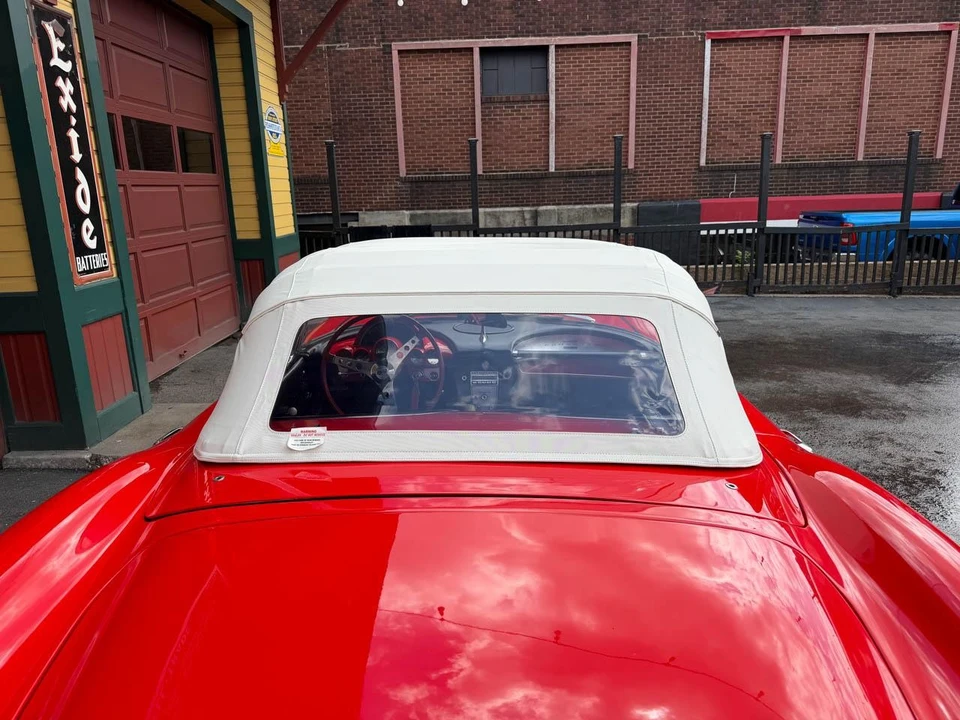 1960 Chevrolet Corvette C1 - Image 15 of 31