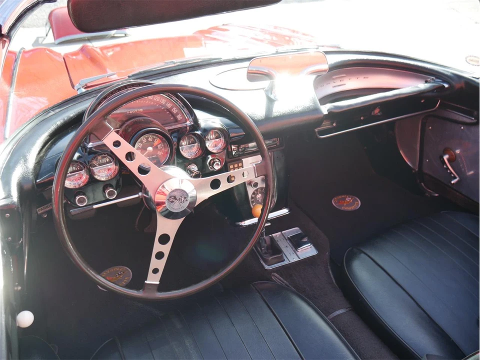 1960 Chevrolet Corvette C1 - Image 16 of 31