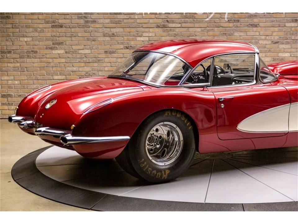 1960 Chevrolet Corvette C1 - Image 14 of 31