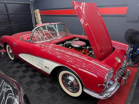 1960 Chevrolet Corvette C-1