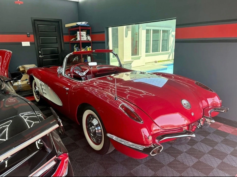 1960 Chevrolet Corvette C1 - Image 3 of 31