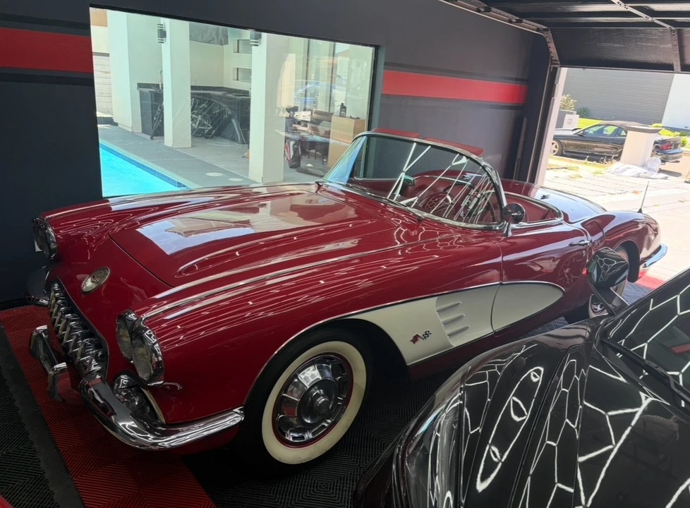1960 Chevrolet Corvette C1 - Image 4 of 31