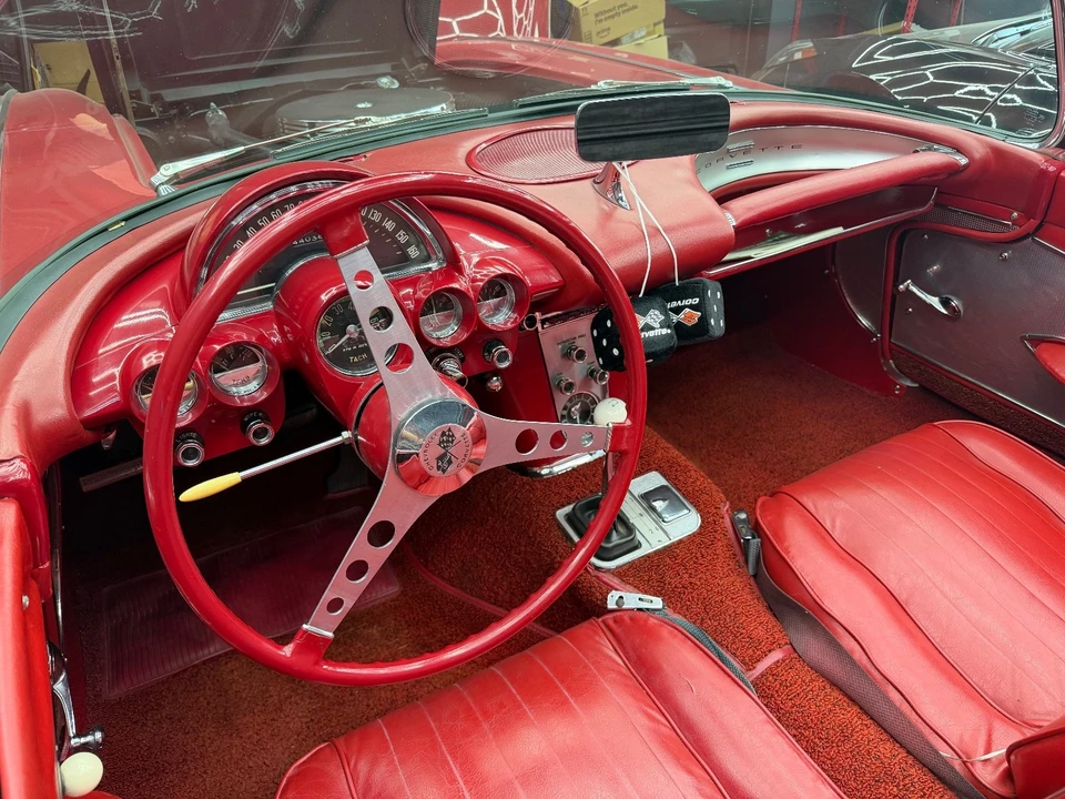 1960 Chevrolet Corvette C1 - Image 23 of 31