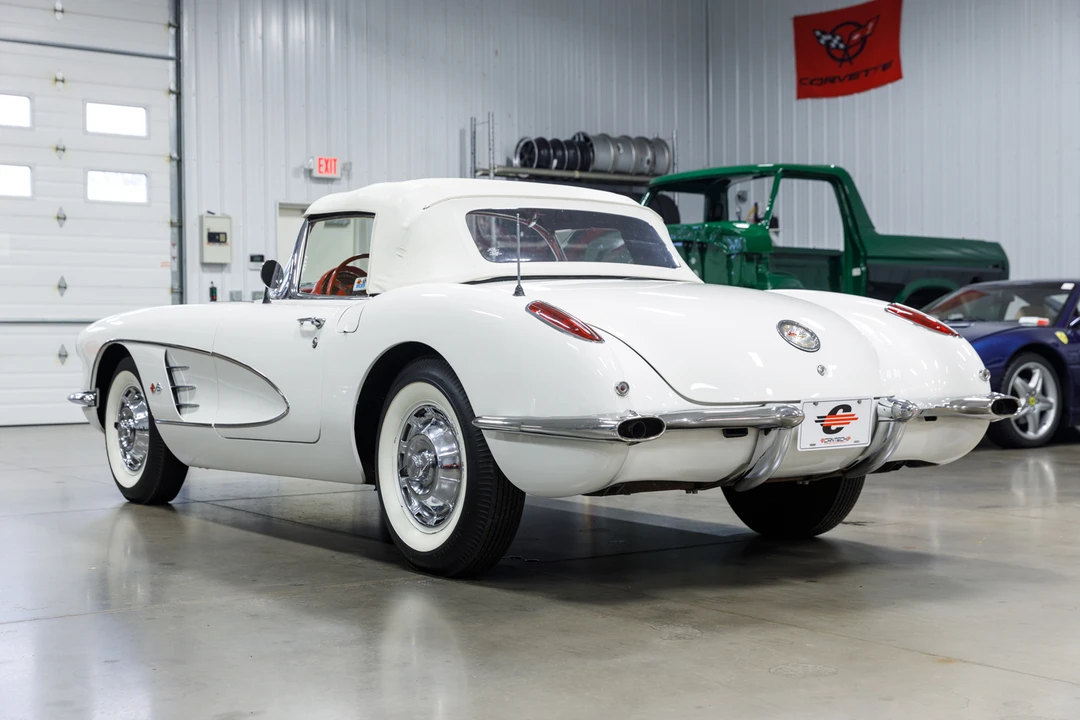 1960 Chevrolet Corvette C1 - Image 10 of 31