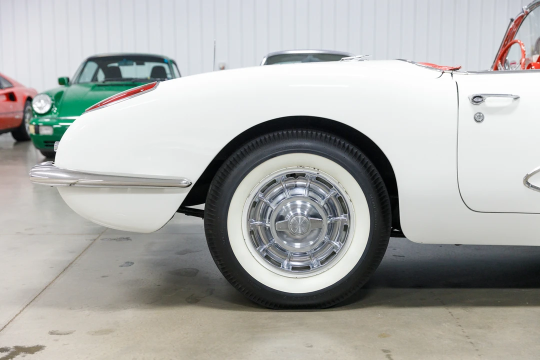 1960 Chevrolet Corvette C1 - Image 23 of 31