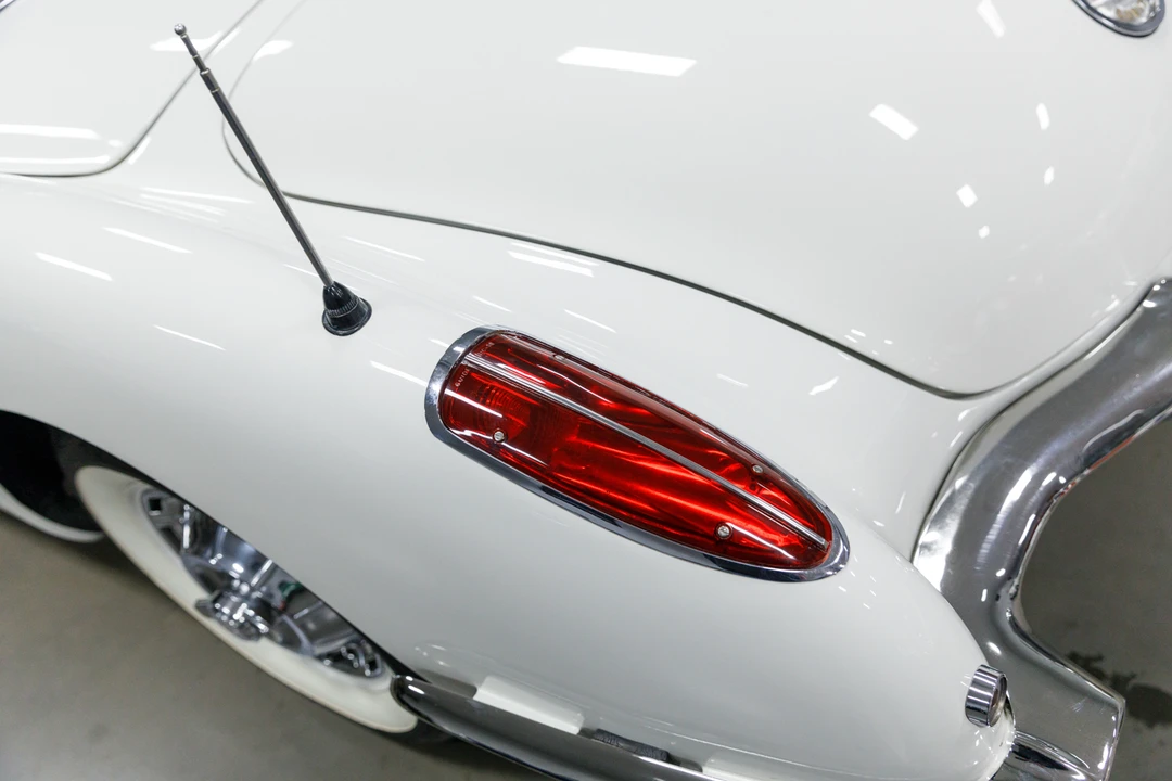 1960 Chevrolet Corvette C1 - Image 28 of 31