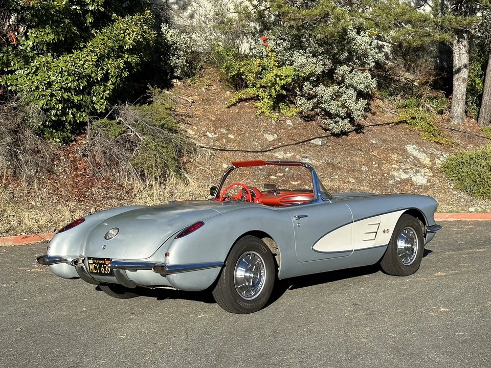 1960 Chevrolet Corvette C1 - Image 19 of 31