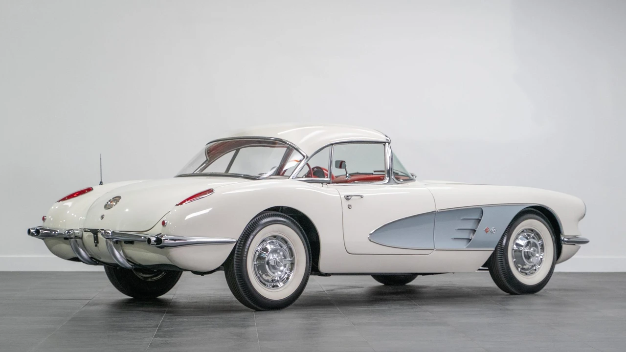 1960 Chevrolet Corvette C1 - Image 14 of 31