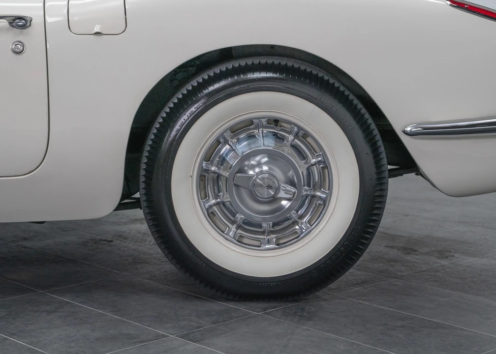 1960 Chevrolet Corvette C1 - Image 19 of 31