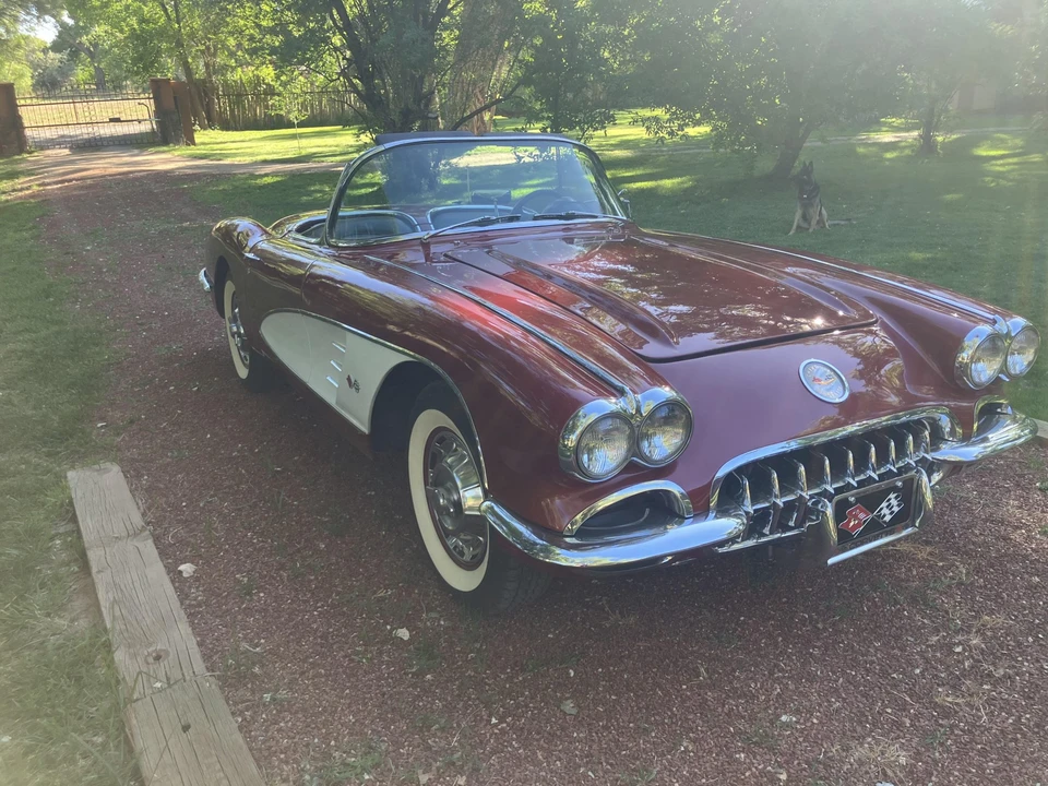 1960 Chevrolet Corvette C1 - Image 4 of 31