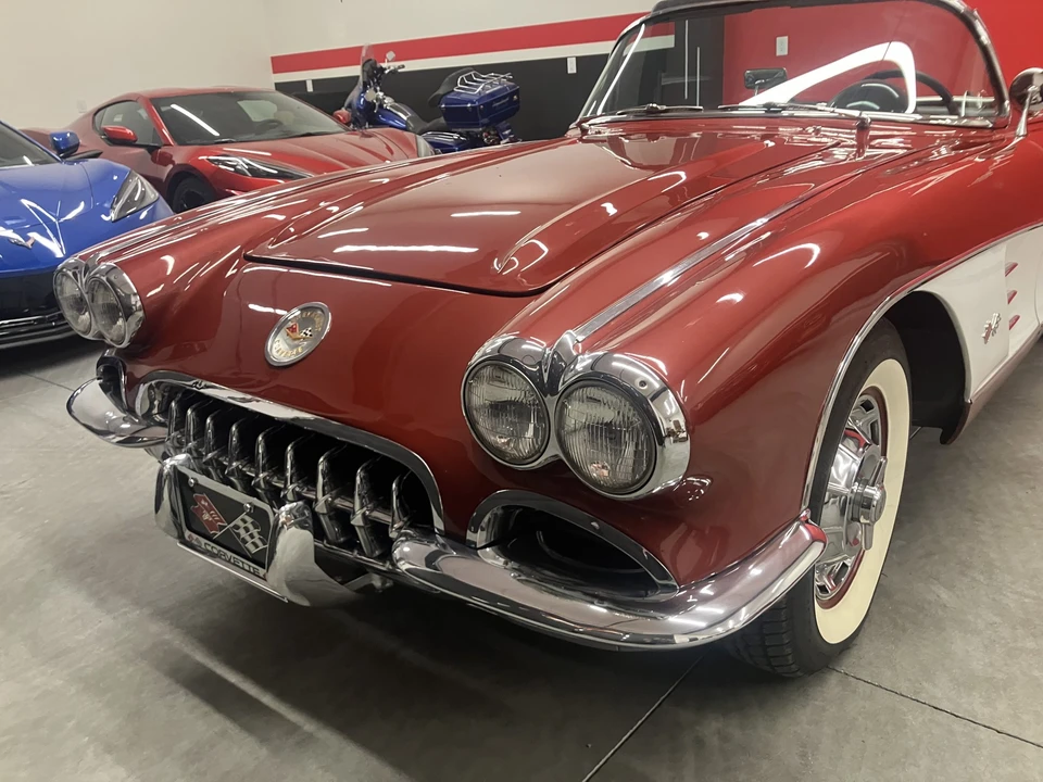 1960 Chevrolet Corvette C1 - Image 17 of 31