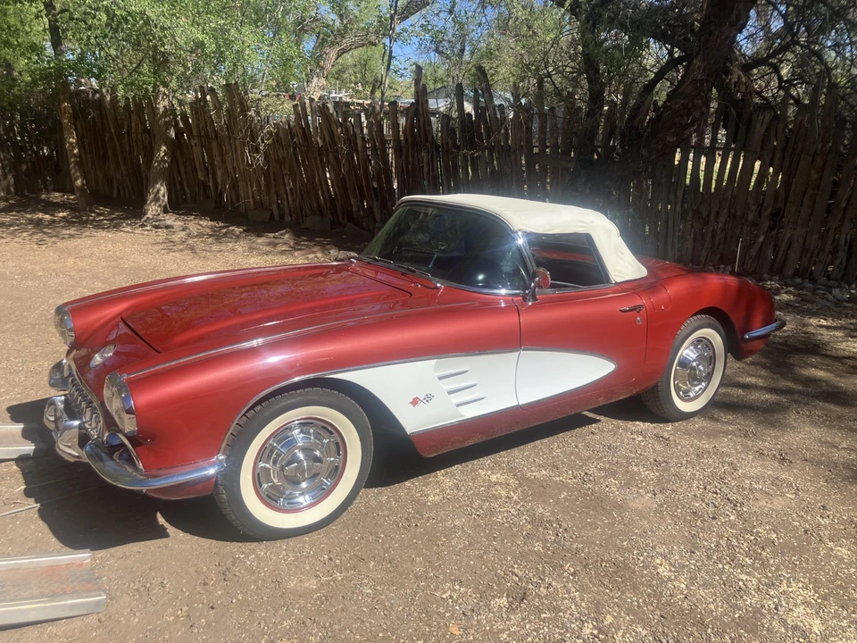 1960 Chevrolet Corvette C1 - Image 11 of 31