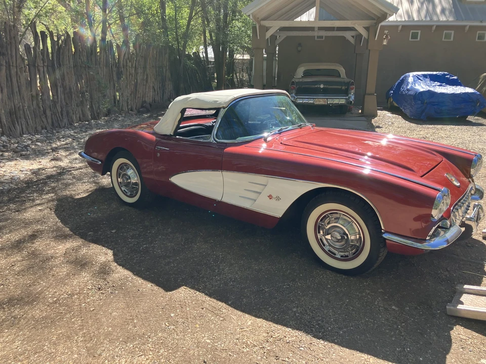 1960 Chevrolet Corvette C1 - Image 12 of 31