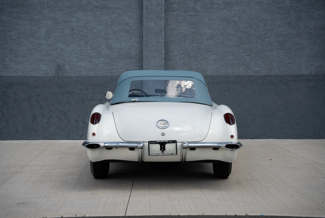 1960 Chevrolet Corvette C1 - Image 13 of 31