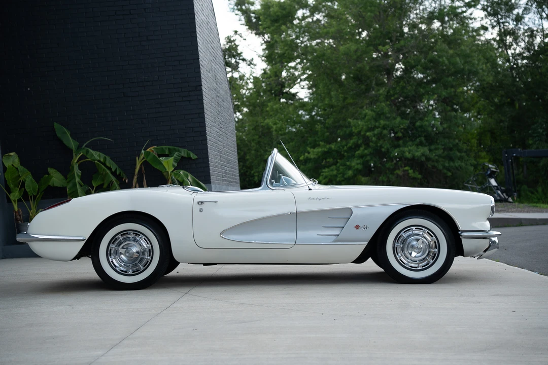 1960 Chevrolet Corvette C1 - Image 8 of 31
