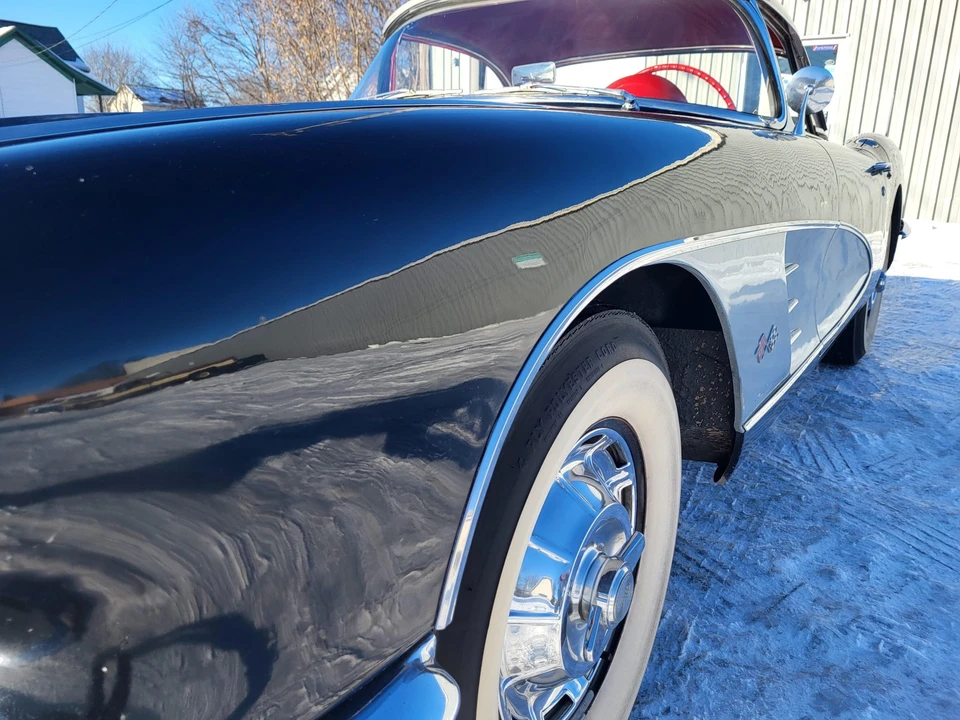 1960 Chevrolet Corvette C1 - Image 29 of 31