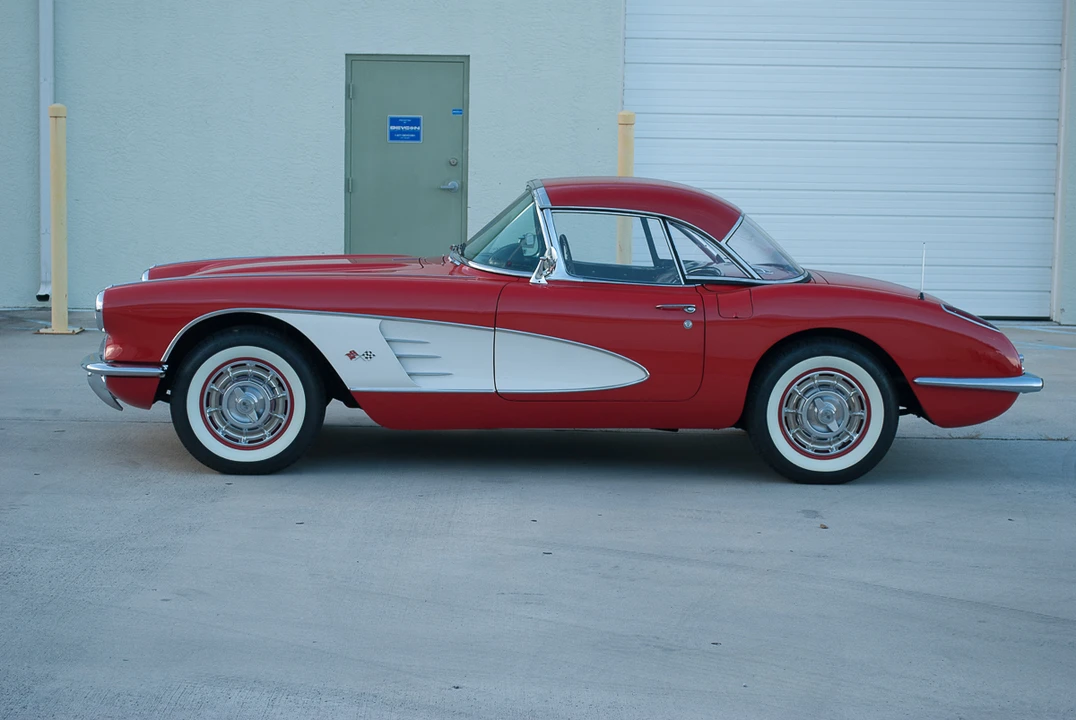 1960 Chevrolet Corvette C1 - Image 2 of 31