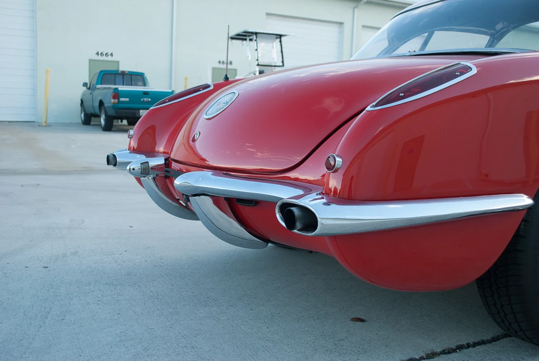 1960 Chevrolet Corvette C1 - Image 17 of 31