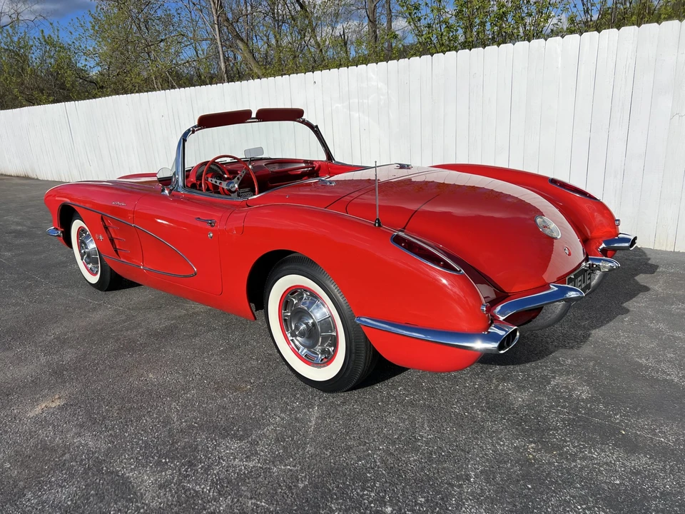 1960 Chevrolet Corvette C1 - Image 19 of 31