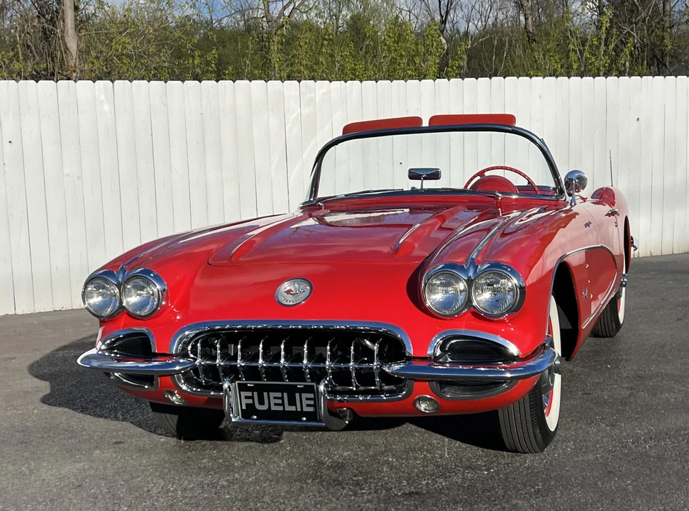 1960 Chevrolet Corvette C1 - Image 2 of 31
