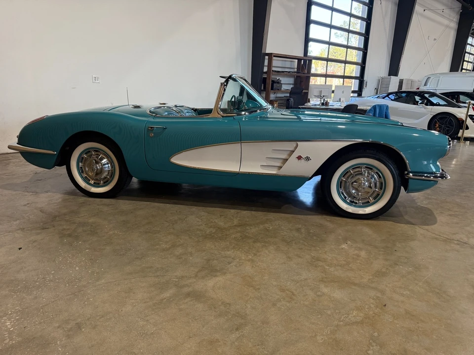 1960 Chevrolet Corvette C1 - Image 7 of 21