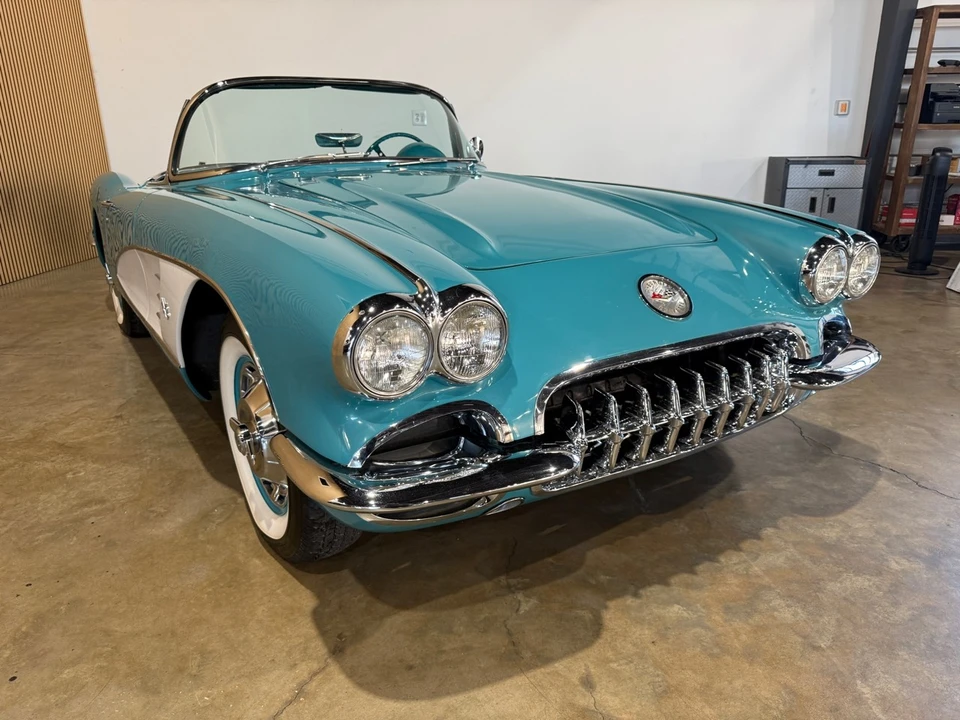 1960 Chevrolet Corvette C1 - Image 4 of 21