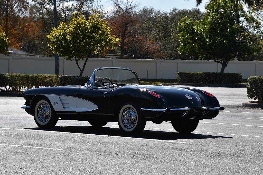 1960 Chevrolet Corvette C1 - Image 15 of 31