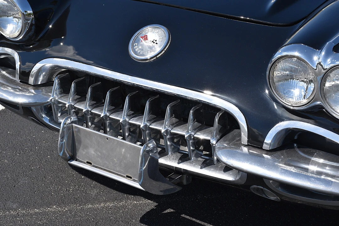 1960 Chevrolet Corvette C1 - Image 2 of 31
