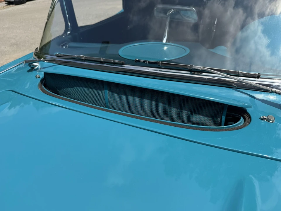 1960 Chevrolet Corvette C1 - Image 28 of 31
